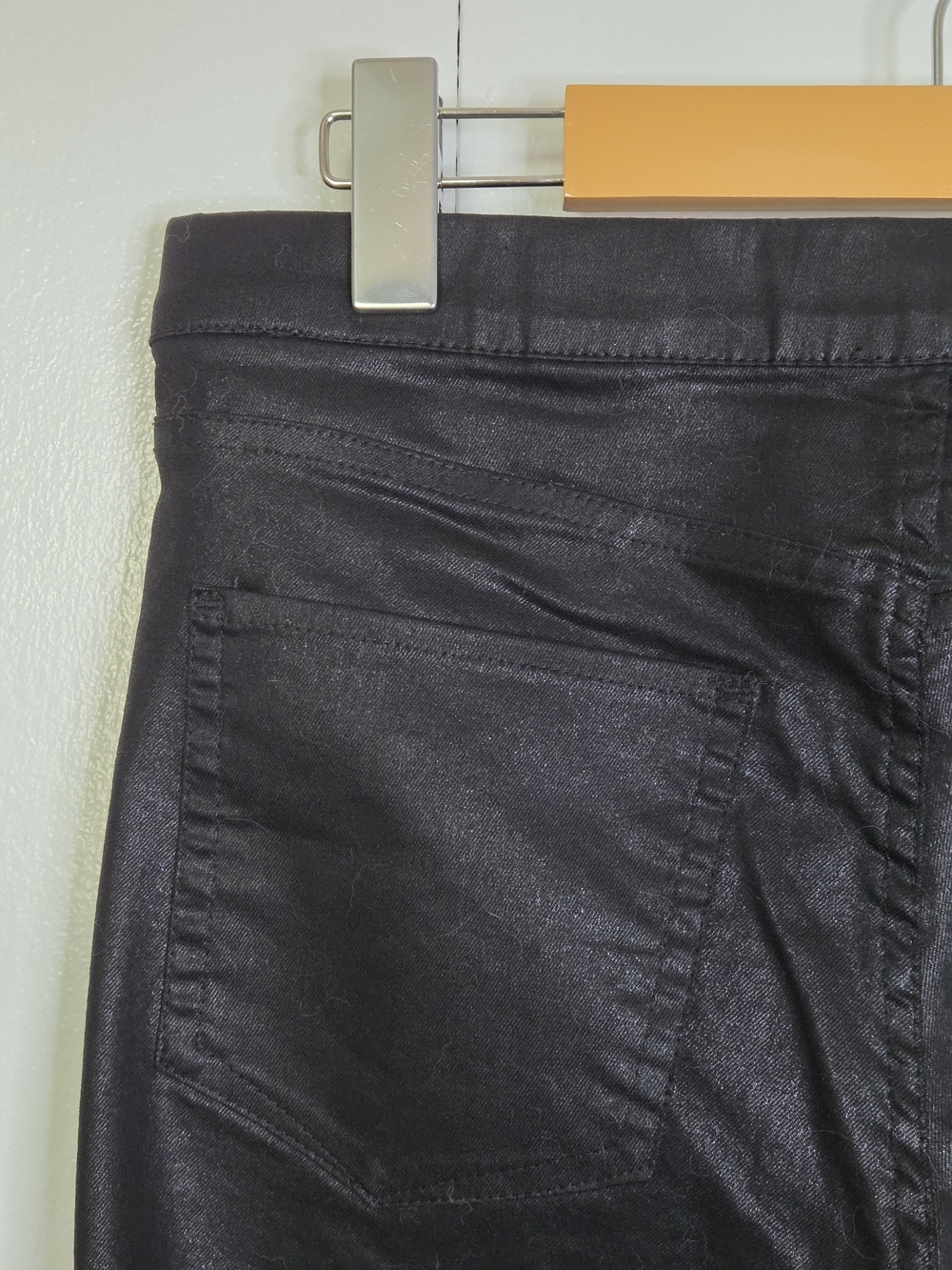 H&M Women's Size 8 Black Coated Denim Fashion Pants with Rose Gold
